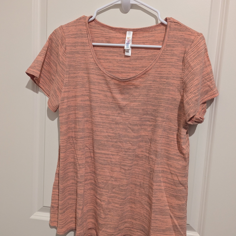 LuLaRoe Coral Short Sleeve Tee